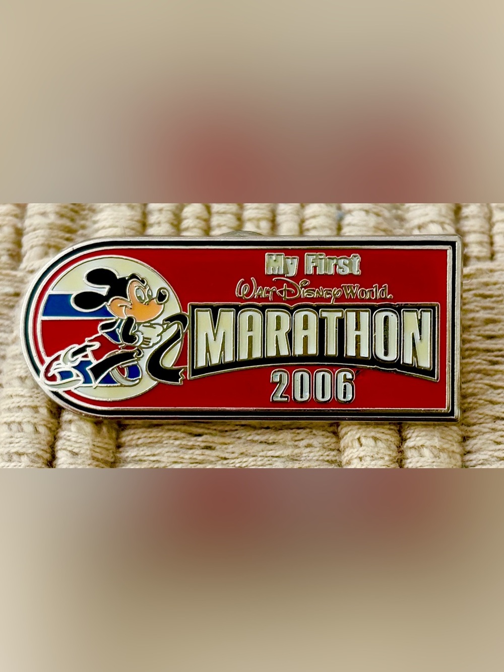 DISNEY 2006 *Limited Edition 1500* Mickey Mouse "My First" WDW Marathon Pin